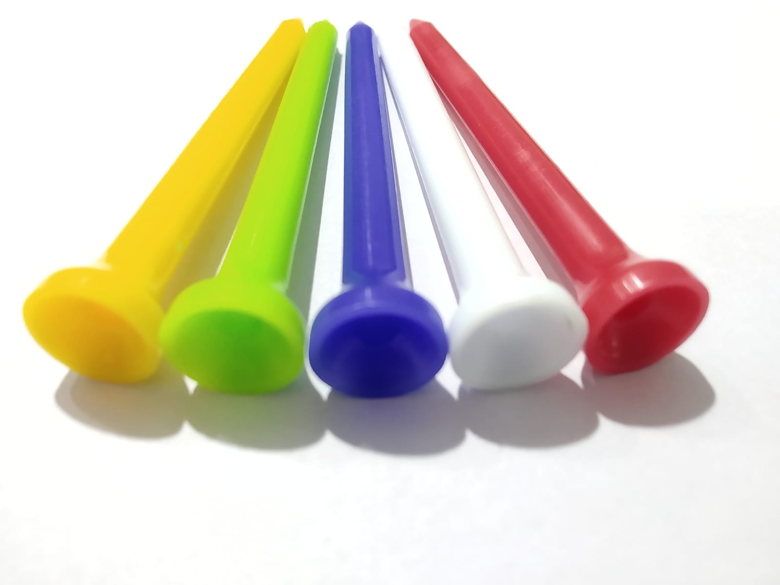 GolfBasic Bullet Golf Tees (4 Sizes)