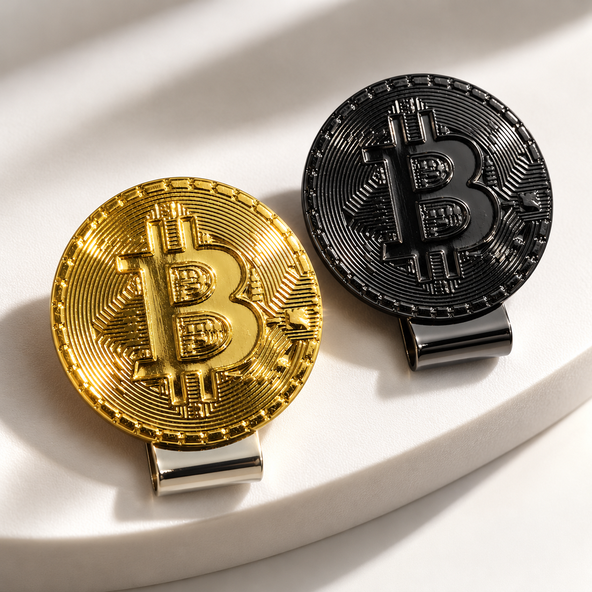 GolfBasic Bitcoin Premium Marker & Magnetic Cap Clip