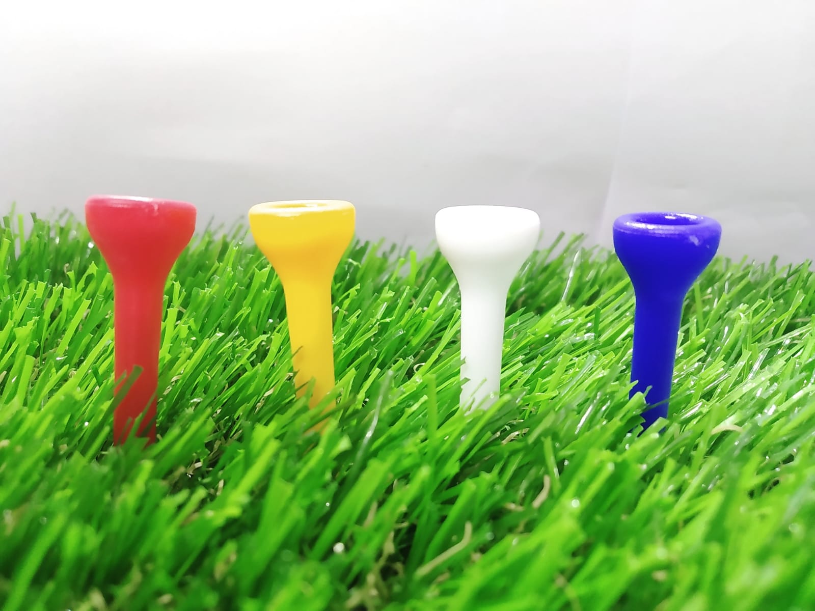 GolfBasic Premium Bowl Shaped Golf Tees (2 Sizes)